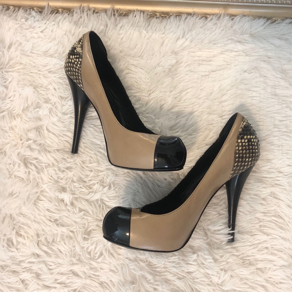 Fendi pumps size 39.5